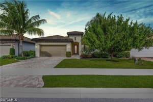 9204 Woodhurst Drive, Naples, FL 34120 - MLS#226016206