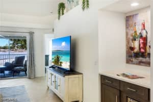 2760 Cypress Trace Circle, Naples, FL 34119 - MLS#226016228