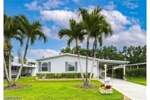 102 Estelle Dr, Naples