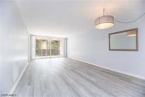 290 Naples Cove Drive, Naples, FL 34110 - MLS#226016231