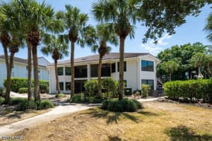 792 Eagle Creek Drive, Naples, FL 34113 - MLS#226016240