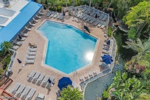 600 Neapolitan Way, Naples, FL 34103 - MLS#226016244