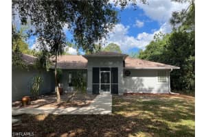 2730 4th Street, Naples, FL 34120 - MLS#226016256