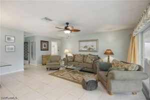 385 Palm Drive, Naples, FL 34112 - MLS#226016322