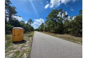 18358 Medford Avenue, Port Charlotte, FL 33954 - MLS#226016335