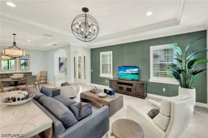 4560 Colony Villas Drive, Bonita Springs, FL 34134 - MLS#226016353