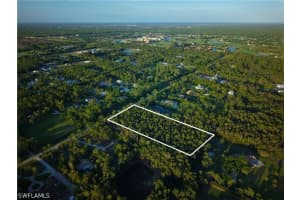 6732 Sandalwood Lane, Naples, FL 34109 - MLS#226016360
