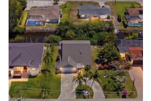 27099 Holly Lane, Bonita Springs, FL 34135 - MLS#226016388