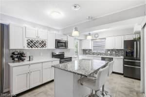 27099 Holly Lane, Bonita Springs, FL 34135 - MLS#226016388