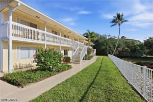 4607 Bayshore Drive, Naples, FL 34112 - MLS#226016413