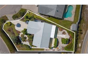 1036 Lake Shore Court, Naples, FL 34103 - MLS#226016417