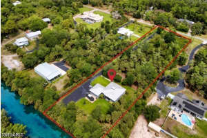 510 10th Ave Nw, Naples