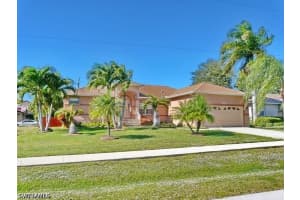 264 Castaways Street, Marco Island, FL 34145 - MLS#226016470