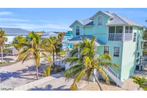104 Washington Ave, Fort Myers Beach 104 Washington Ave, Fort Myers Beach