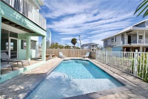104 Washington Avenue, Fort Myers Beach, FL 33931 - MLS#226016478