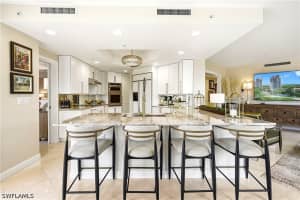 4801 Bonita Bay Boulevard, Bonita Springs, FL 34134 - MLS#226016497