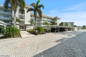 307 Goodlette-Frank Road, Naples, FL 34102 - MLS#226016499