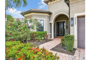 8989 Bahama Swallow Way, Naples, FL 34120 - MLS#226016512