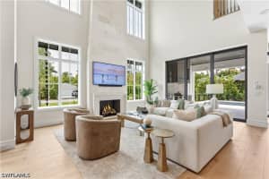 1079 Diana Avenue, Naples, FL 34103 - MLS#226016513