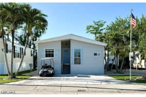 435 Cheetah Drive, Naples, FL 34114 - MLS#226016529