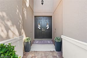 3995 Bering Court, Naples, FL 34119 - MLS#226016543