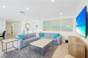 1250 Tuna Court, Naples, FL 34102 - MLS#226016547