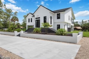 240 33rd Avenue, Naples, FL 34120 - MLS#226016556