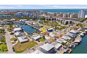 120 Albatross Street, Fort Myers Beach, FL 33931 - MLS#226016566