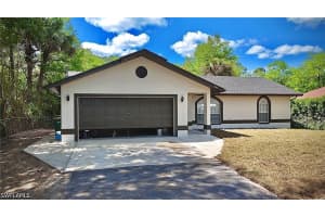 241 8th Street, Naples, FL 34117 - MLS#226016569