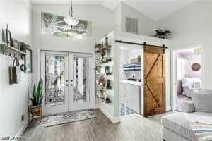 9801 Las Casas Drive, Fort Myers, FL 33919 - MLS#226016586