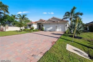 10581 Woodchuck Lane, Bonita Springs, FL 34135 - MLS#226016588
