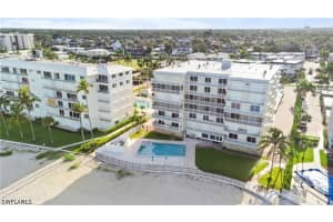 1977 Gulf Shore Boulevard, Naples, FL 34102 - MLS#226016595