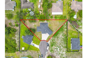 3510 9th Court, Lehigh Acres, FL 33971 - MLS#226016599