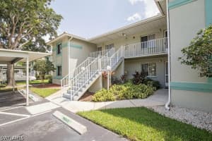 180 Furse Lakes Cir E8, Naples