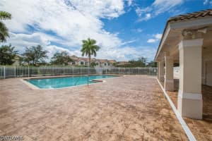 836 Hampton Cir 171, Naples