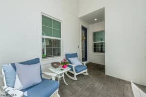 2302 Marquesa Circle, Naples, FL 34112 - MLS#226016657