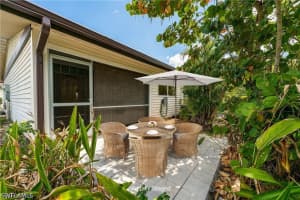 1025 Pine Isle Lane, Naples, FL 34112 - MLS#226016666