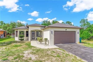 2531 70th Ave Ne, Naples