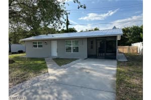 7225 Buchanan Rd, Fort Myers