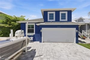 6104 Waterway Bay Drive, Fort Myers, FL 33908 - MLS#226016714