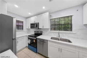 5300 Treetops Drive, Naples, FL 34113 - MLS#226016728