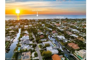 555 17th Avenue, Naples, FL 34102 - MLS#226016776