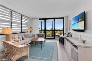 591 Seaview Court, Marco Island, FL 34145 - MLS#226016791