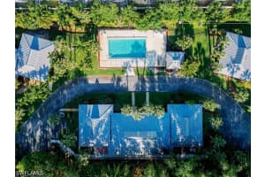 900 Henderson Creek Drive, Naples, FL 34114 - MLS#226016811