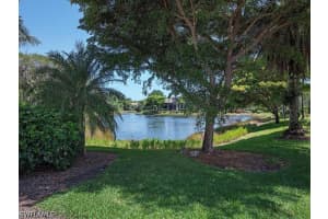 2202 Miramonte Way, Naples, FL 34105 - MLS#226016812