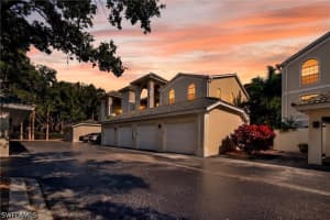 15395 Cedarwood Ln 104, Naples