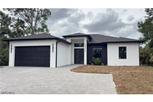 2375 2nd Avenue, Naples, FL 34117 - MLS#226016835