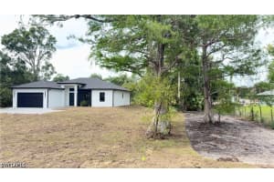 2375 2nd Avenue, Naples, FL 34117 - MLS#226016835