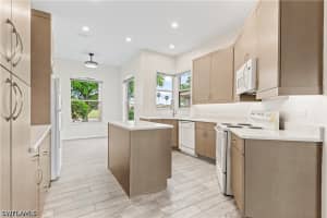 16360 Willowcrest Way, Fort Myers, FL 33908 - MLS#226016848