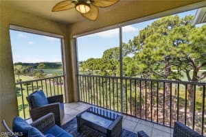 9350 Highland Woods Boulevard, Bonita Springs, FL 34135 - MLS#226016870